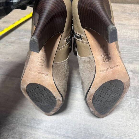 Donald J Pliner Tamy Tan Suede/Leather Ankle Boots Women's Size 9 - Picture 4 of 6